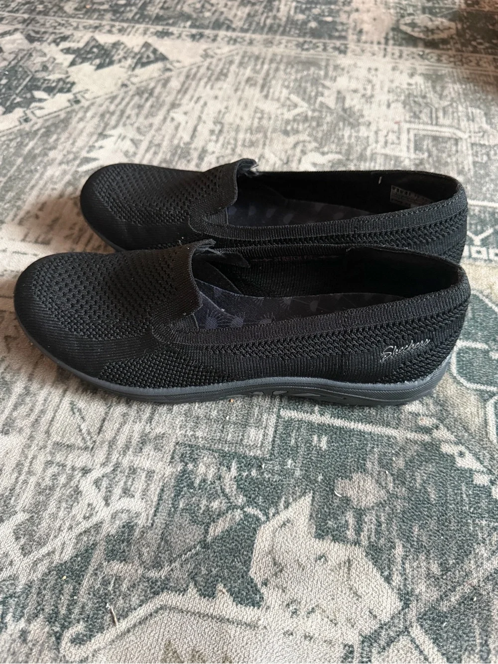 Skechers Relaxed Fit® Reggae Fest Willows Vibe Women's Shoes size 8